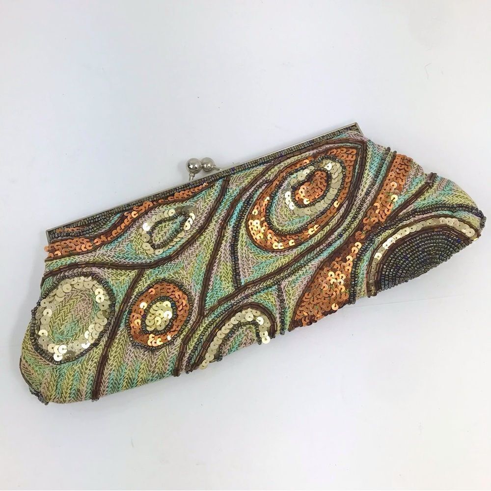 Sequin Embroidered Abstract Swirl Art Deco Sparkle Clasp Closure Clutch